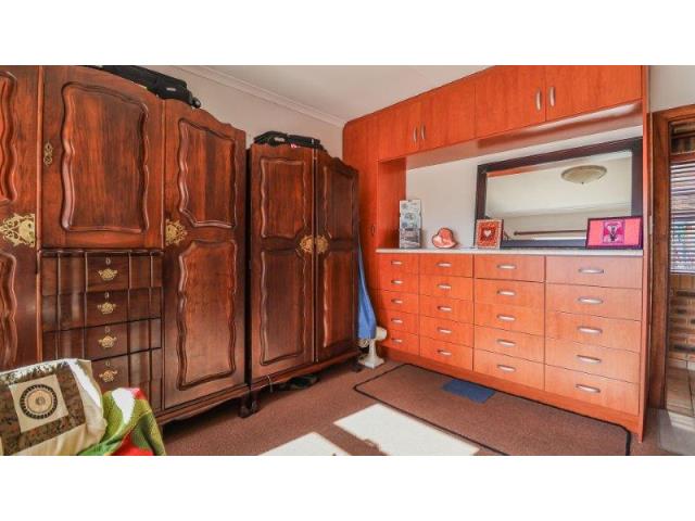 5 Bedroom Property for Sale in Stilbaai Wes Western Cape